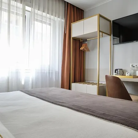 酒店 Duplo Charme Boutique 3*
